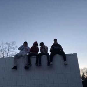 Meet your Posher, Dustin